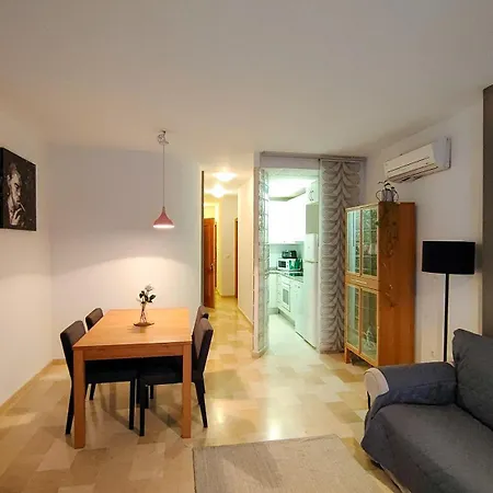Palm Square - One Minute From The Sea! Apartment *