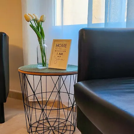 Palm Square - One Minute From The Sea! Apartment